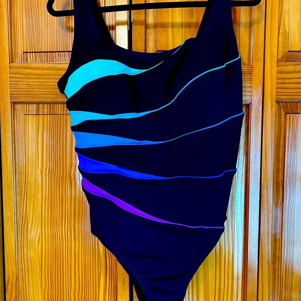 LONGITUDE one piece women’s bathing suit, size 16